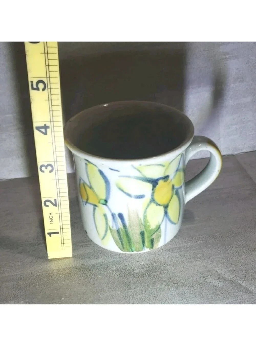 Vtg Yellow Floral Bourton On The Water Mug